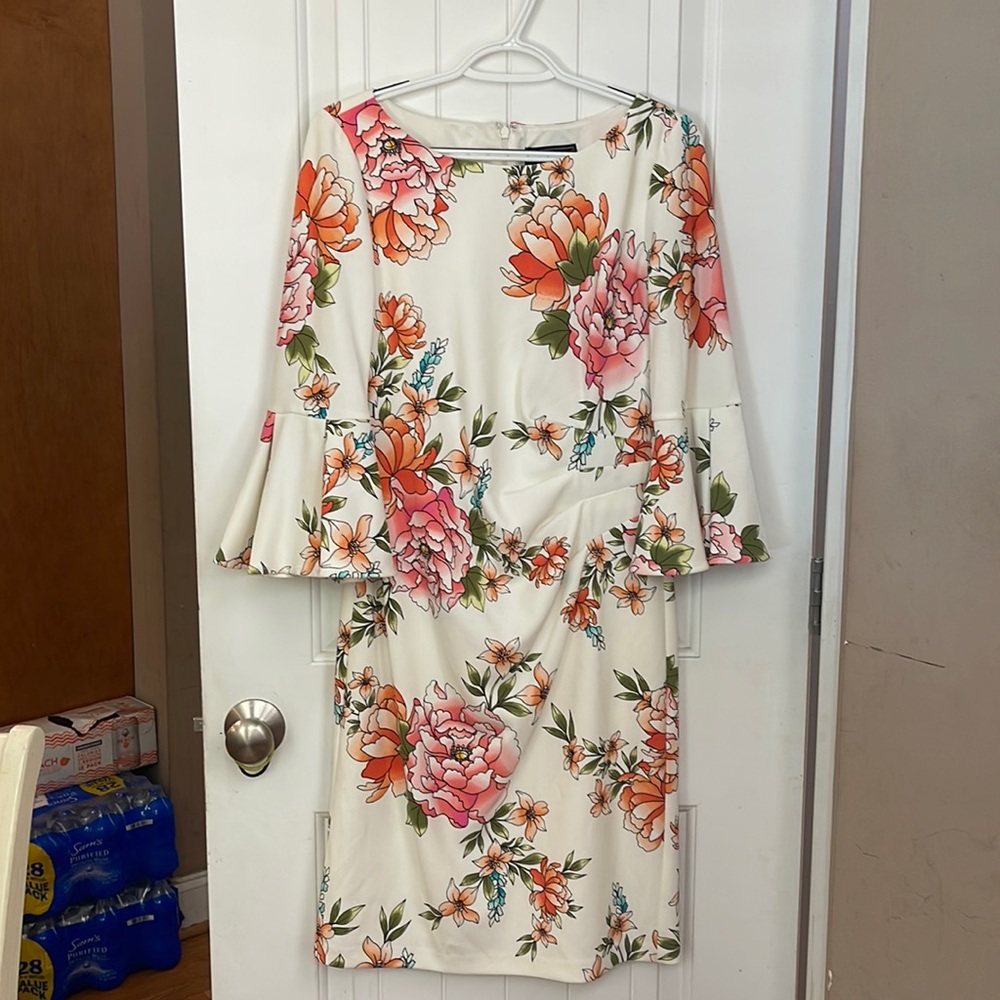 Ladies Dress *Jessica Howard* size 6